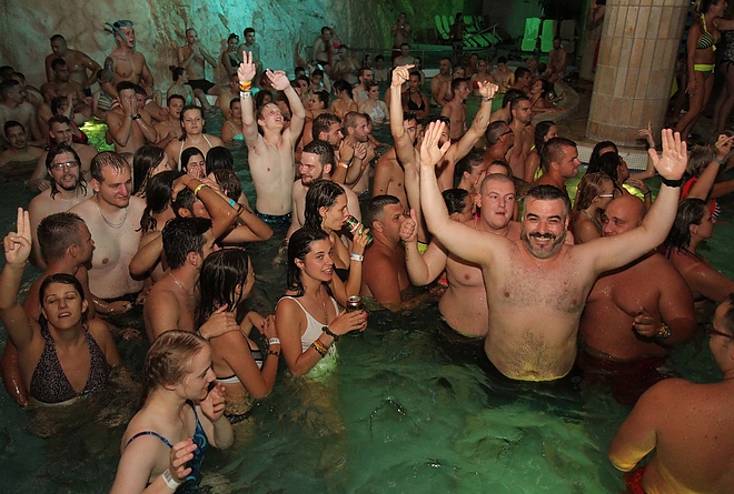 barlangfurdo_dj_party_170722_ja_33.jpg