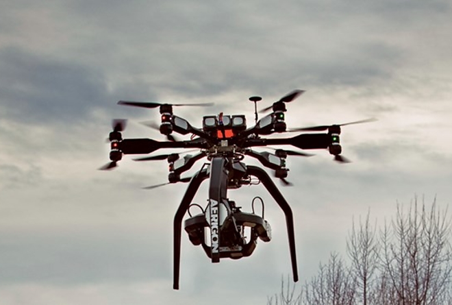 dron.jpg dron.jpg