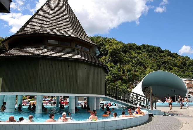 miskolc_turizmus_barlangfurdo.jpg