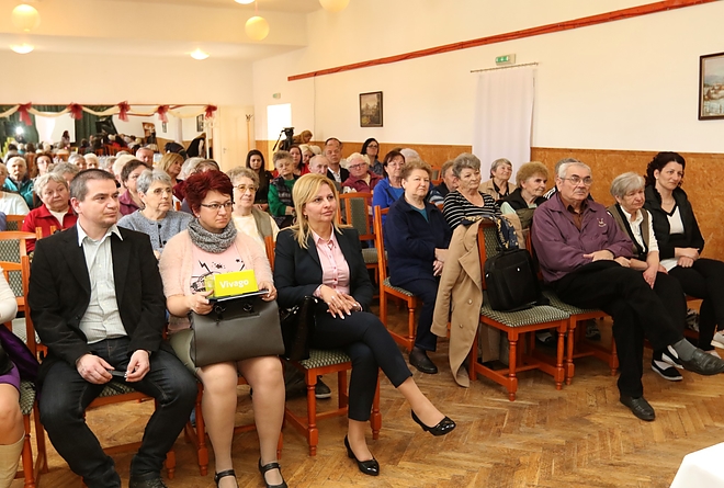 parasznya_idosek_riaszto_180405_ja_33.jpg