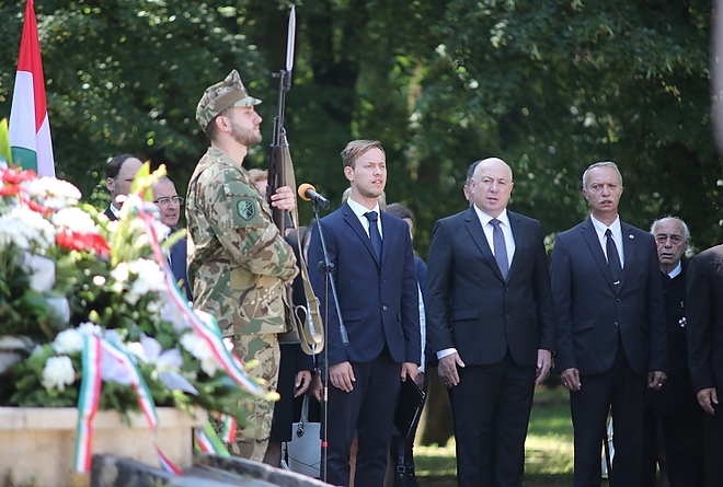 magyar_hosok_emlekunnep_180527_bl_1.jpg magyar_hosok_emlekunnep_180527_bl_1.jpg