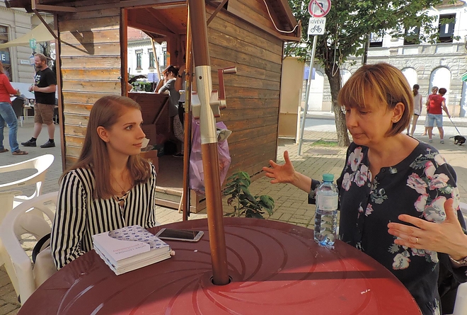 mork_leonora_interju_1.jpg