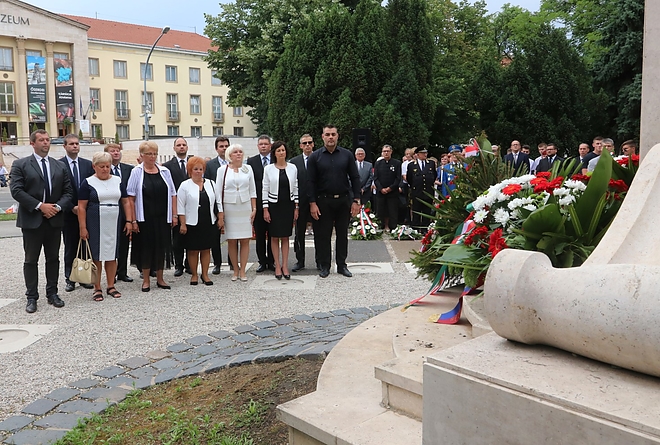 nemzeti_osszetartozas_nap_180604ml_41.jpg nemzeti_osszetartozas_nap_180604ml_41.jpg