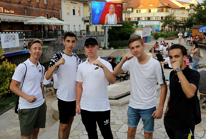 szinva_foci_terasz_180621_ja_12.jpg szinva_foci_terasz_180621_ja_12.jpg