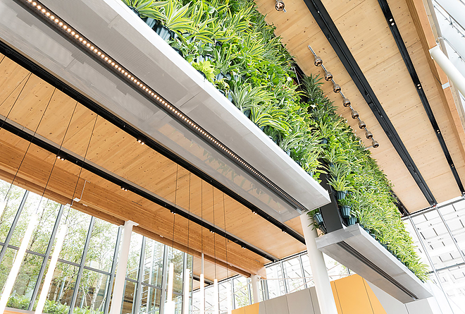 mcdonalds-flagship-restaurant-apple-store-04.jpg