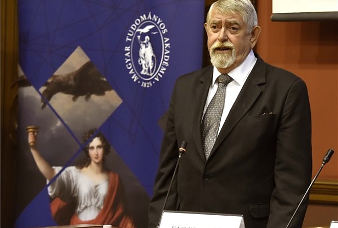 kasler_miklos.jpg