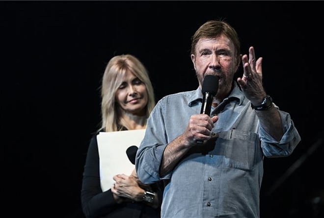 chuck_norris_bp.jpg chuck_norris_bp.jpg