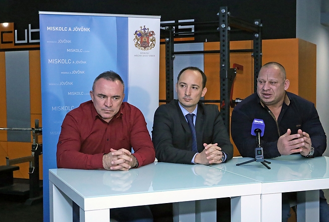 eroemelo_beharangozo_sajtaj_181115_ja_27.jpg