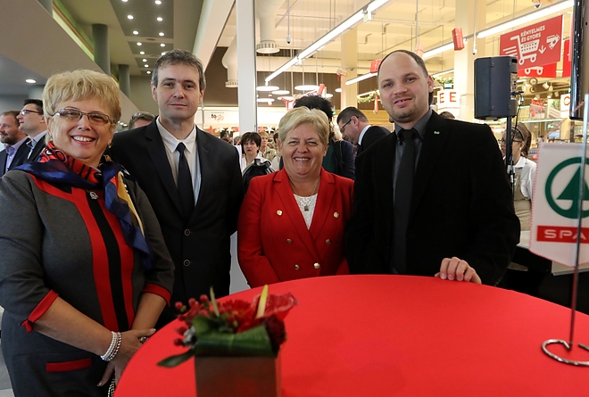 interspar_ujranyit_181128_ja_1.jpg