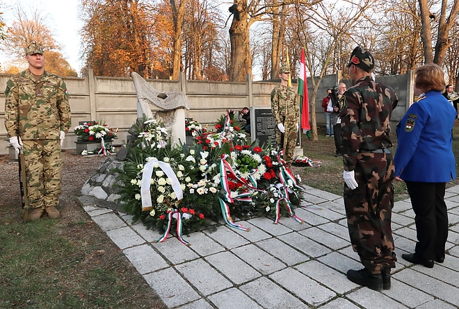 nemzeti_gyasznap_181104ml_31.jpg