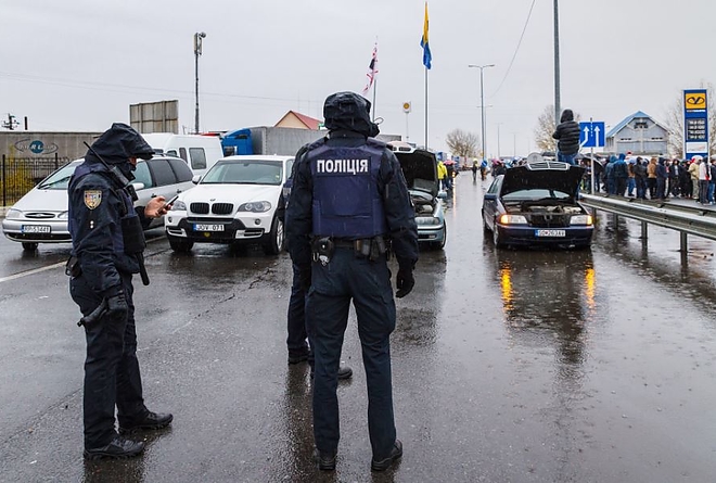 ukran_hatar_demonstracio2.jpg