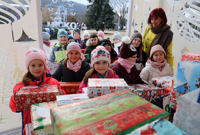 szabo_lorinc_iskola_szeretetdoboz_181211_ja_6.jpg