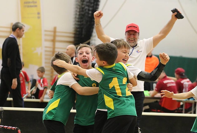 Floorball_vorosmarty3.jpg