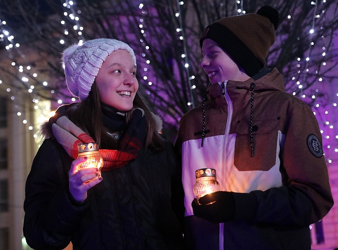 adventi_gyertyagyujtas_171223ml_54.jpg