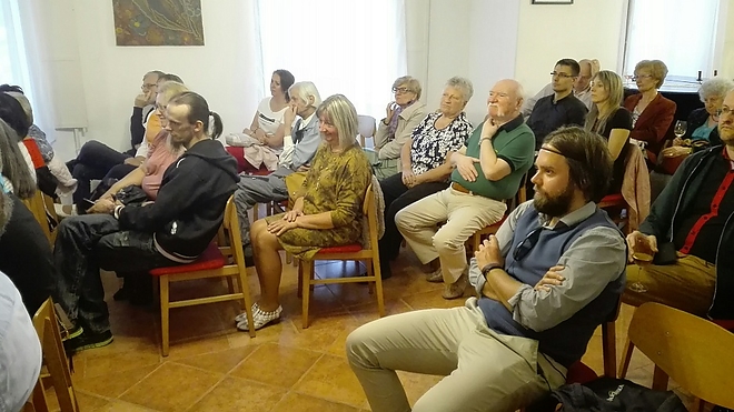 irodalmi_est_180518_ki_4.jpg irodalmi_est_180518_ki_4.jpg