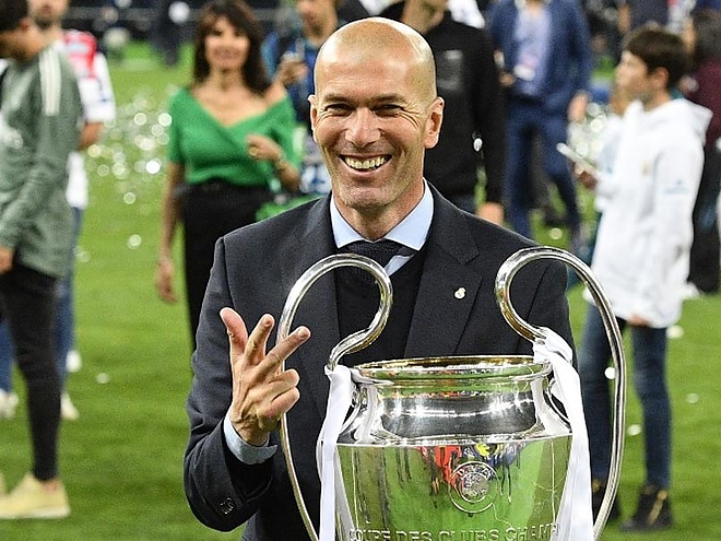 zidane_serleg_bl.jpg zidane_serleg_bl.jpg