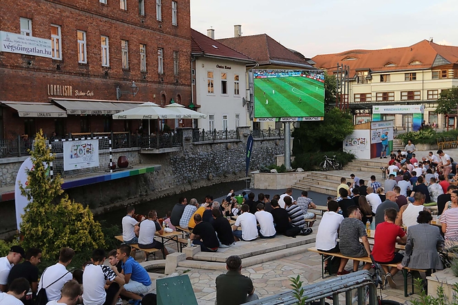 szinva_foci_terasz_180621_ja_24.jpg szinva_foci_terasz_180621_ja_24.jpg