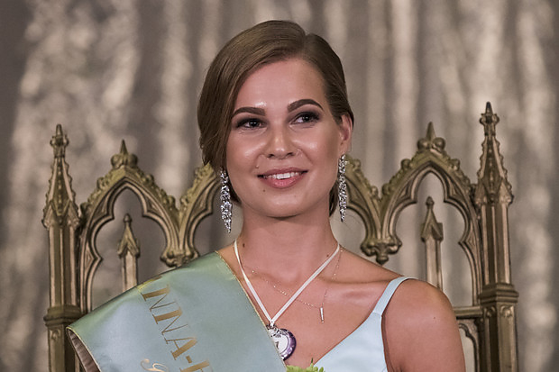 anna_bal_szepe_180722_4.jpg