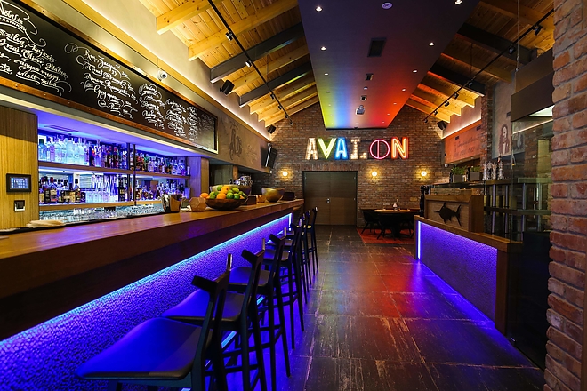 avalon3.jpeg