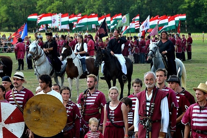 opusztaszer.jpg