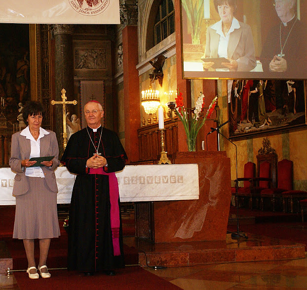 gergelyne_kemeny_katalin_arany_dij3.jpg
