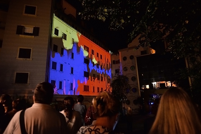 szinhaz_evadnyito_fenyfestes_180902_mnsz_1.jpg