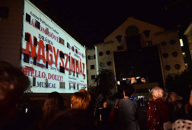 szinhaz_evadnyito_fenyfestes_180902_mnsz_3.jpg