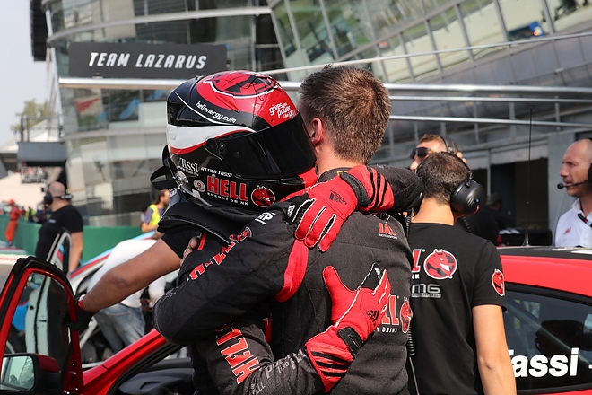 tassi_monza2.jpg tassi_monza2.jpg