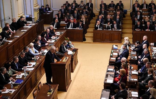 csehparlament.jpg