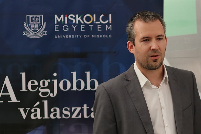 egyetem_vegyeszmernok_181015ml_2.jpg