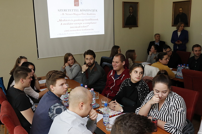 jogasz_forum_20181108_vcs_01.jpg
