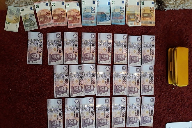 penzmosas_euro_forint.jpg