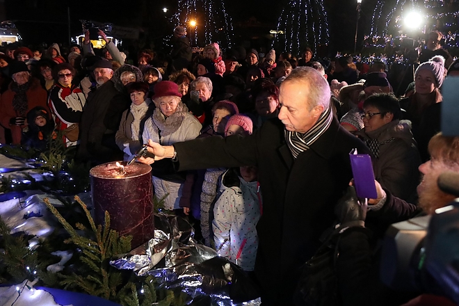 adventi_gyertyagyujtas_1812012ml_31.jpg