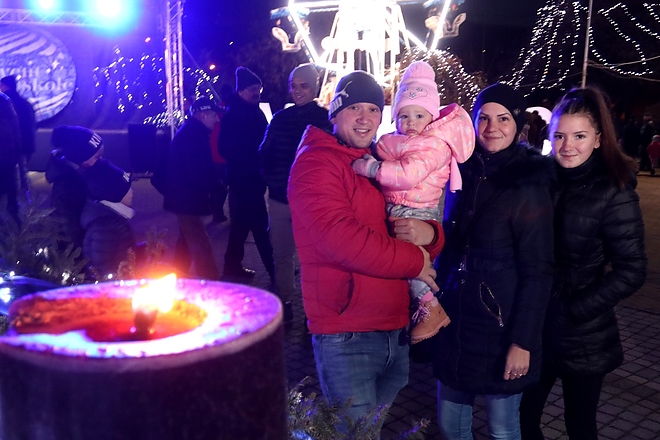 adventi_gyertyagyujtas_181209ml_30.jpg adventi_gyertyagyujtas_181209ml_30.jpg