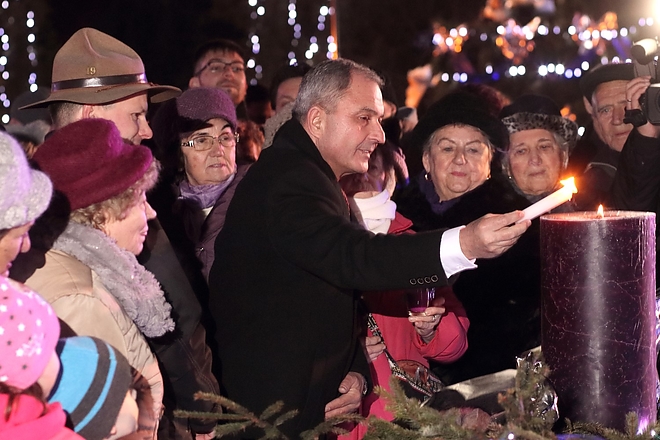 adventi_gyertyagyujtas_181223ml_28.jpg