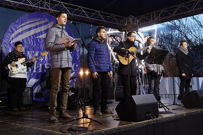 adventi_gyertyagyujtas_181223ml_6.jpg