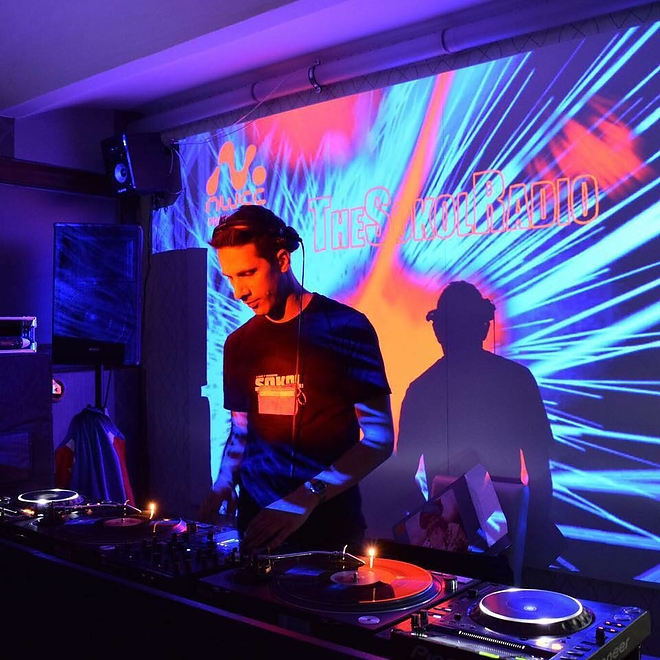 nwcc_underground_dj_zene_1.jpg nwcc_underground_dj_zene_1.jpg