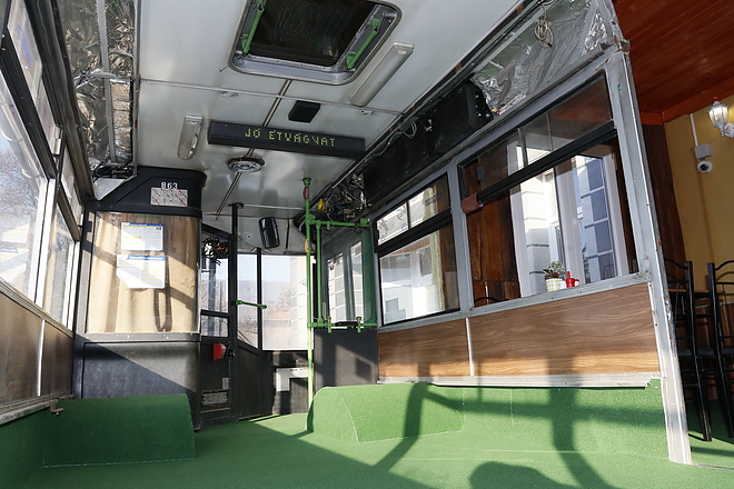 busz_vendeglo_terasz_190121_vcs_2.jpg