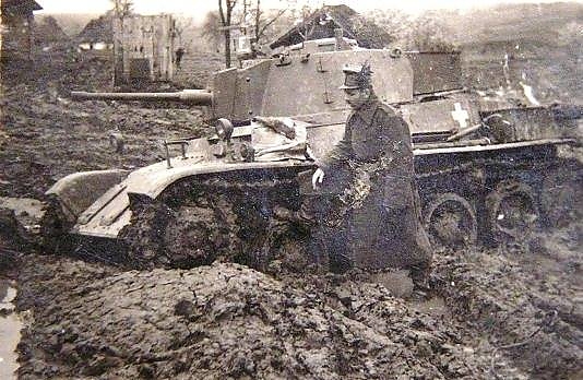 harckocsi_masodik_vilaghaboru.jpg