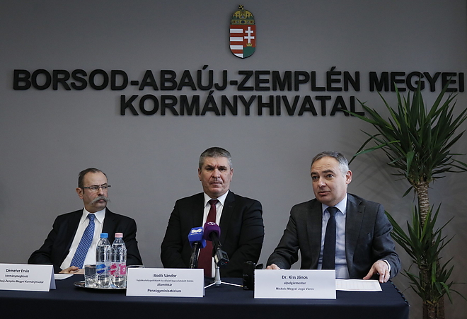 kormanyhivatal_190204_vcs_1.jpg
