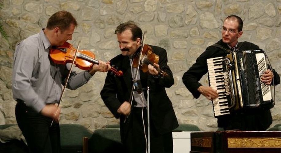fono-csik.jpg