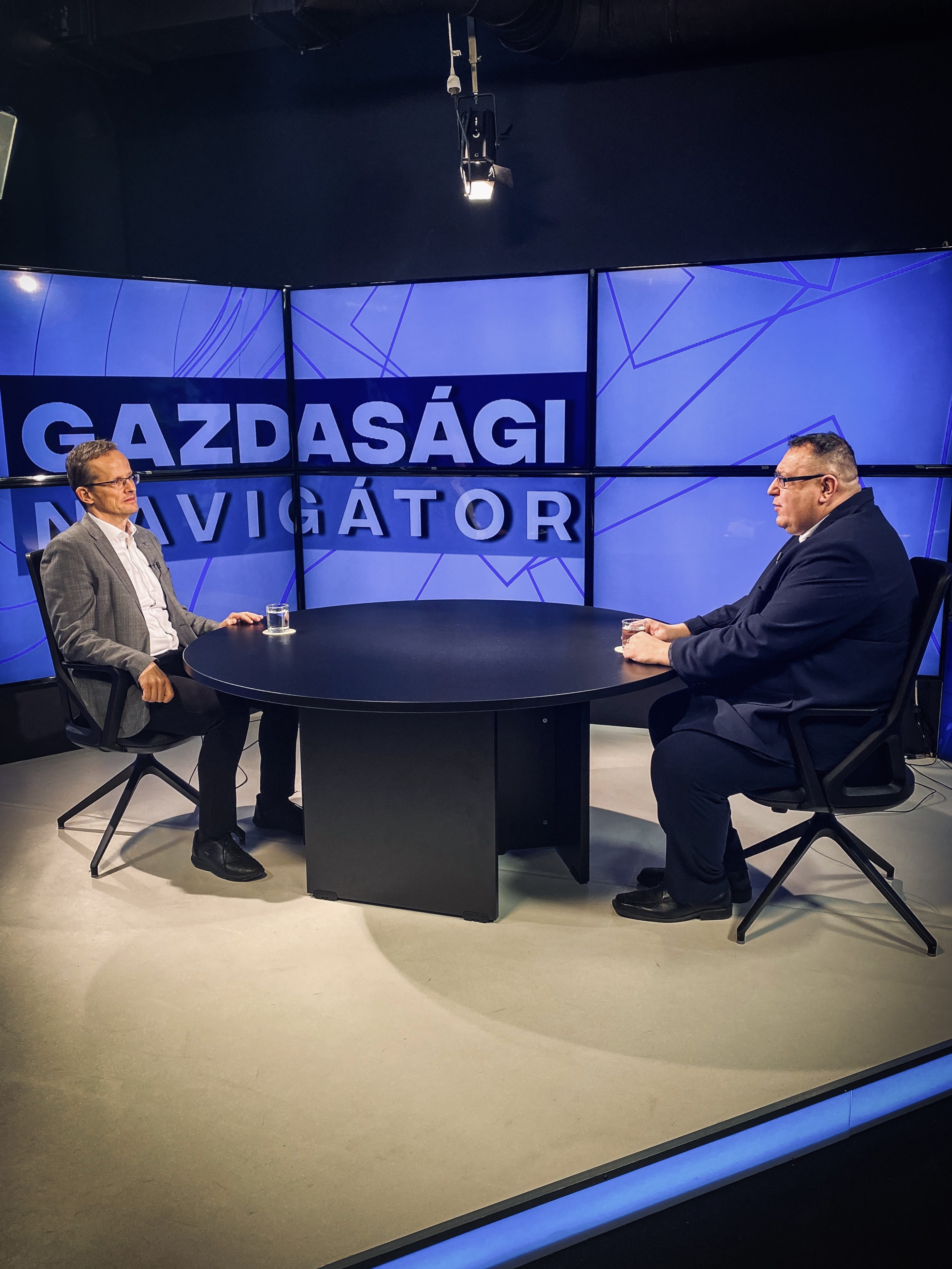 Pócs János volt a Gizdasági Navigátor vendége