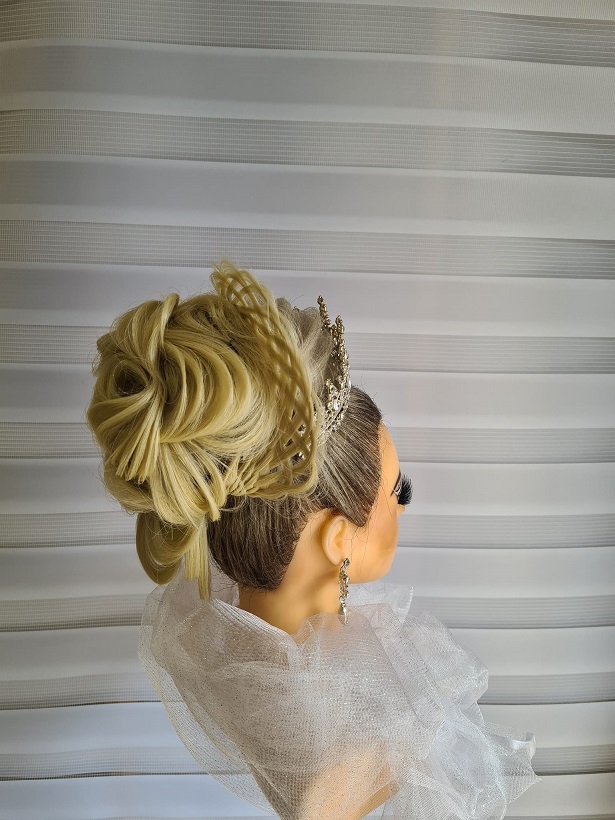 Varga-Éliás Mónika