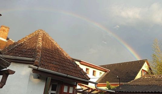 Szivárvány Miskolc felett. Fotó: Mészáros Éva