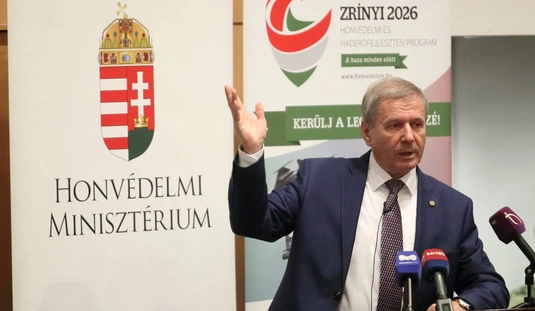 Benkő Tibor honvédelmi miniszter a Miskolci Egyetemen 
