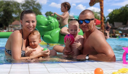 Családi nap a Mislolctapolcai Strandfürdőben 