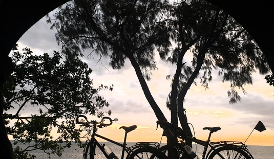 Emilie és Davy Sanchis Új-Kaledóniában 