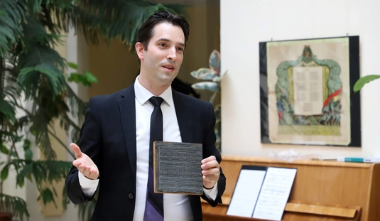 Tizeshonvéd emlékdélután és kiállítás a Zenepalotában 