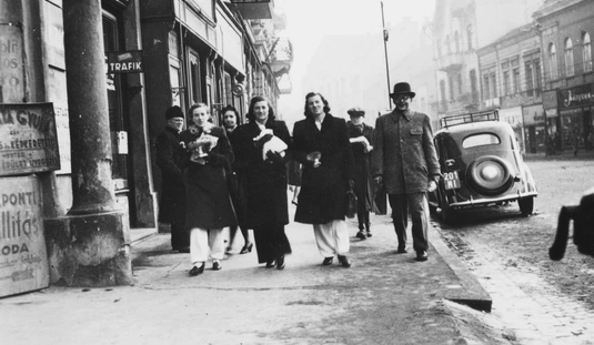 Fotó: Romák Éva, Fortepan 