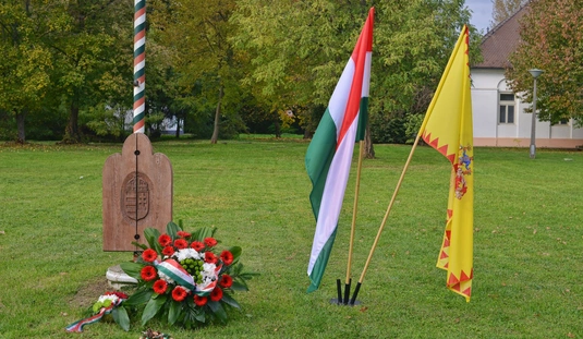 1956 - megemlékezés Hejőcsabán 